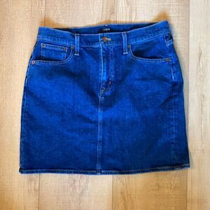 I. Crew Factory Size 6 Dark Wash Denim Knee length modest Aline skirt